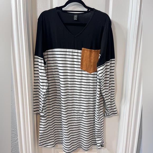 Elbow patch tunic - Picture 2 of 3